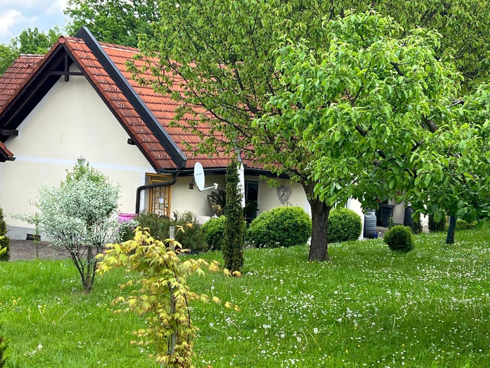 Ferienwohnung Dorner Spielfeld Buitenkant foto